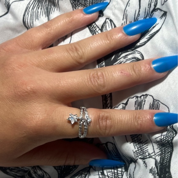 - ⭐️Sterling Silver Shooting Star Motif pave-set w/round brilliant cut CZ … - Picture 15 of 16